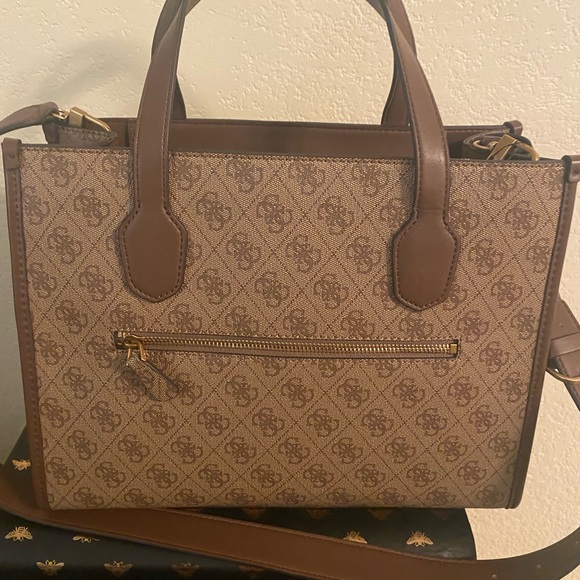 Guess brown and tan medium purse - Picture 2 of 6